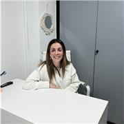 Profesora de psicologia con experiencia en clínica privada